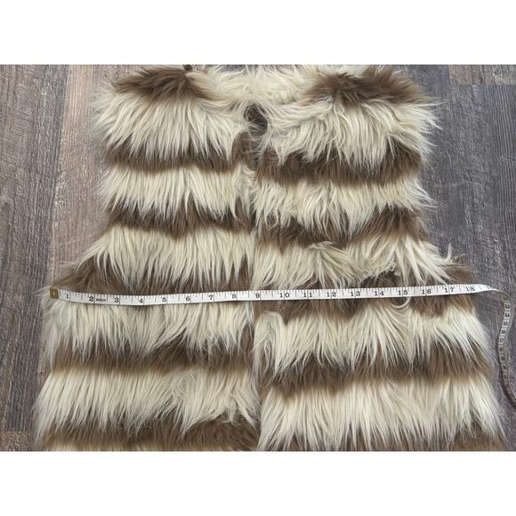Red Snap Faux Fur Striped Vest Size Small - Picture 5 of 6
